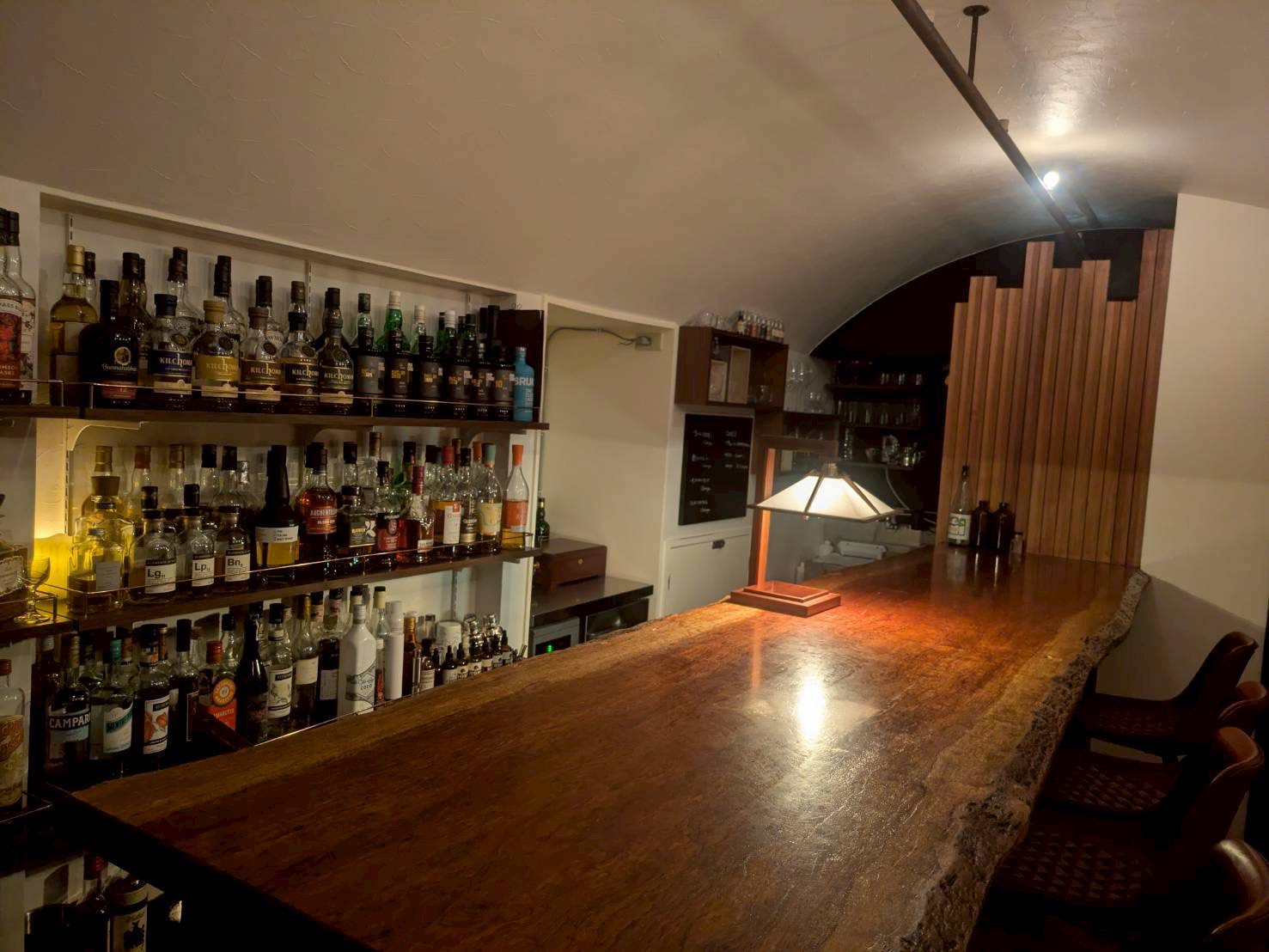 BAR CLOAKの店舗写真
