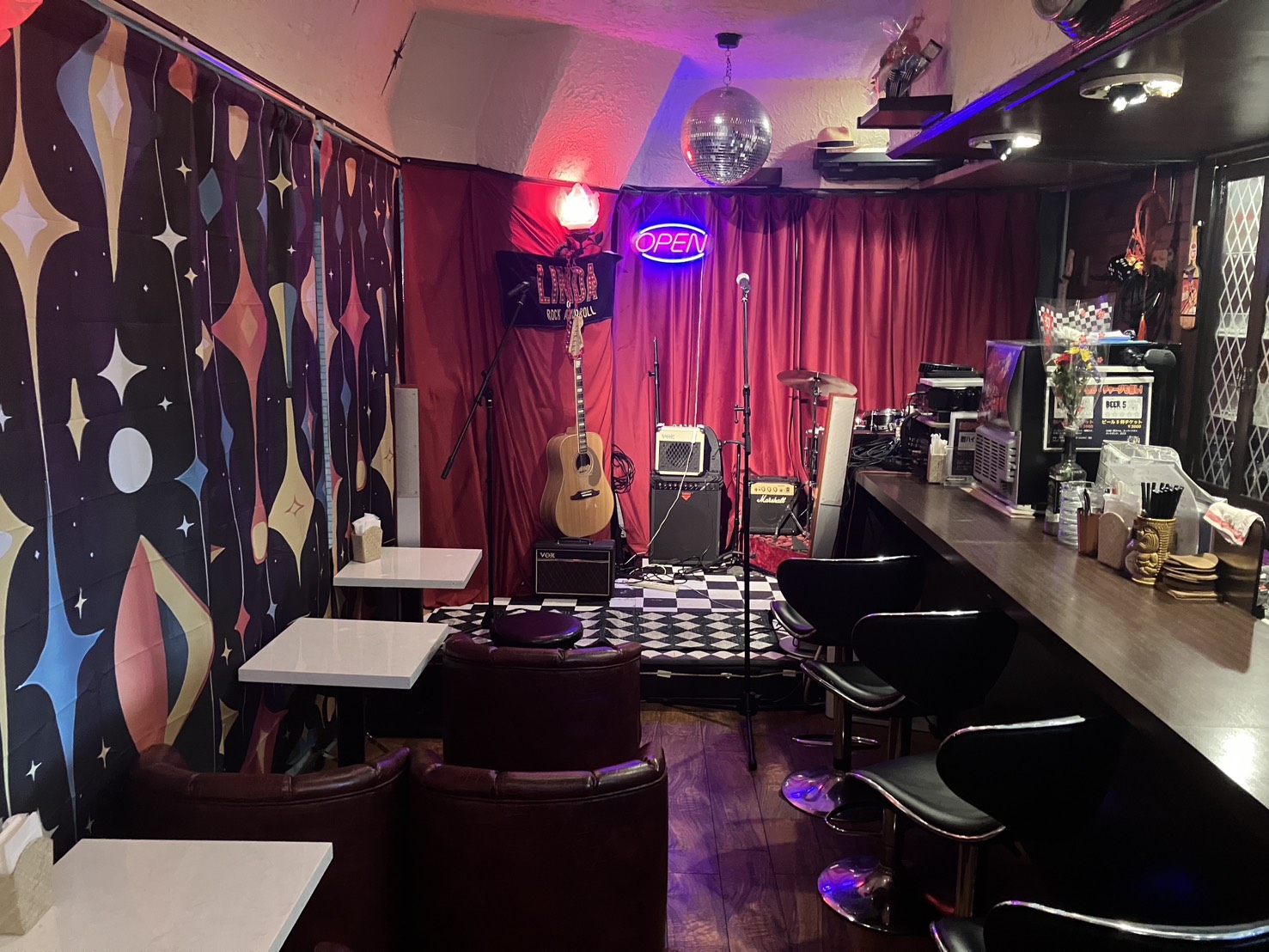 Rock House 244の店舗写真