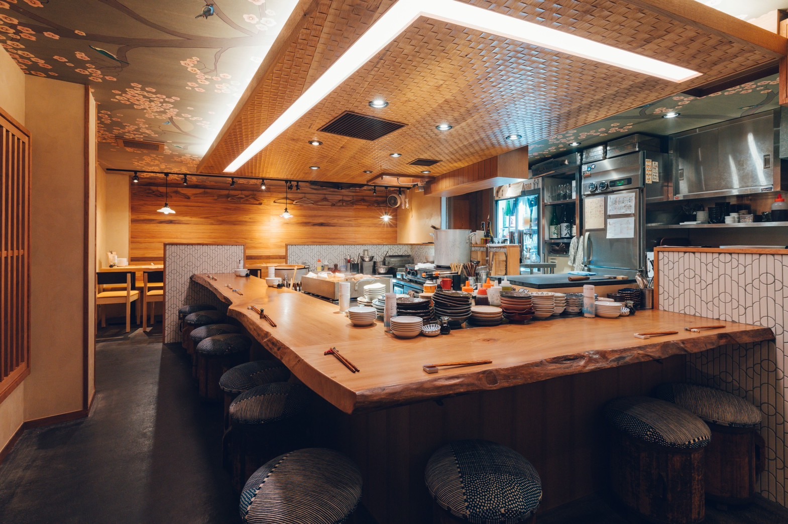 高円寺おつゆの店舗写真