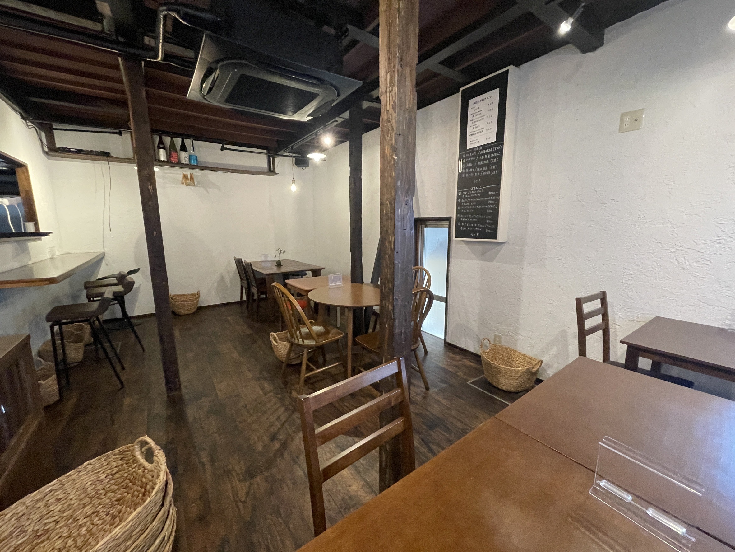 桃園食堂本丸の店舗写真